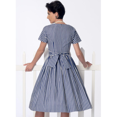 Střih Butterick 6318 Retro šaty