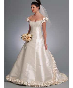Střih Vogue 1095 svatební šaty s vlečkou