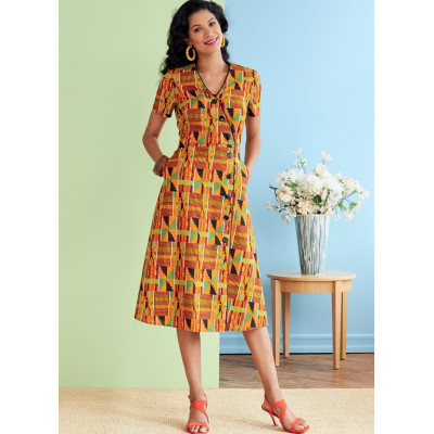 Střih Butterick 6727 zavinovací šaty s knoflíky