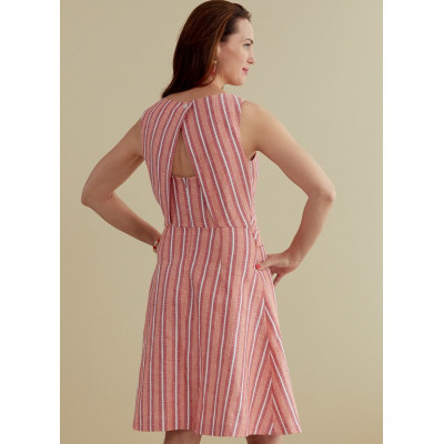 Střih Butterick 6775 zavinovací sako, šaty, overal