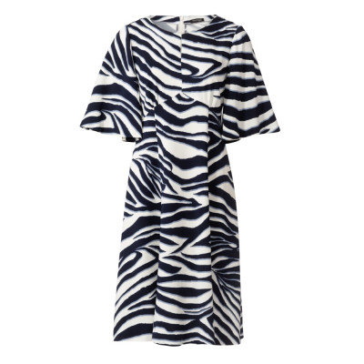 Střih Burda číslo 6133 empírové šaty se širokou sukní