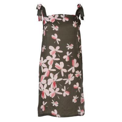 Střih Burda 6121, návod k šití: šaty na ramínka, top na ramínka, tílko