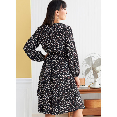 Střih Butterick 6806 halenkové šaty s gumou v pase