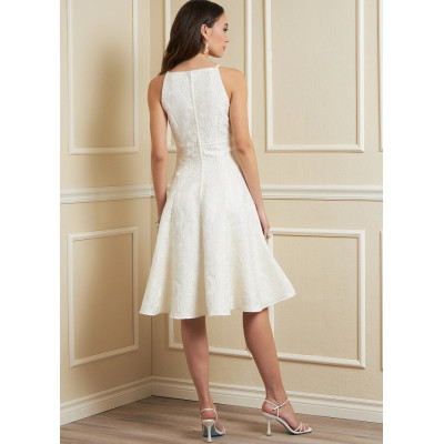 Střih Vogue 1882 empírové šaty