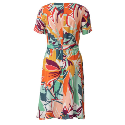 Střih Burda 5903, návod k šití: šaty s rozšířenou sukní