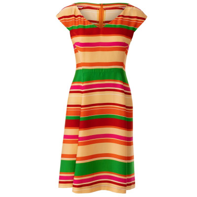 Střih Burda 5901, návod k šití: šaty s rozšířenou sukní