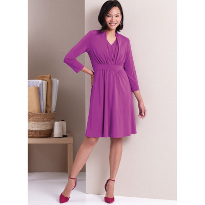 Střih Butterick 6940 úpletové šaty, empírové šaty, maxi šaty