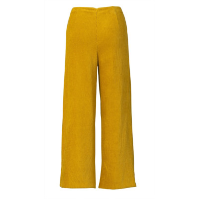 Střih Burda 5793, návod k šití: top bez rukávů, tunika, volné kalhoty se sklady