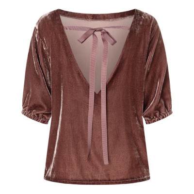 Střih Burda 5771, návod k šití: halenka s výstřihem na zádech, top se zavazováním na zádech