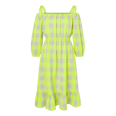 Střih Burda 5728, návod k šití: šaty s volánky, nabírané šaty, šaty se spadlými rameny, šaty Carmen