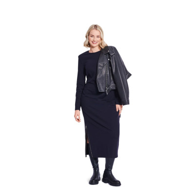 Střih Burda 5684, návod k šití: úzké rolákové šaty, midi šaty s asymetrickým řasením