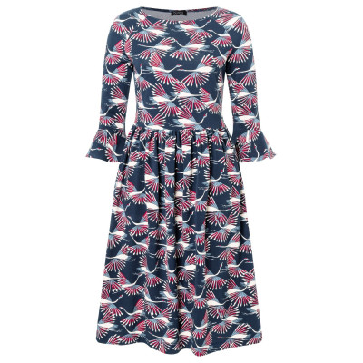 Střih Burda 5708, návod k šití: šaty s rozšířenou sukní, pouzdrové šaty, denní šaty